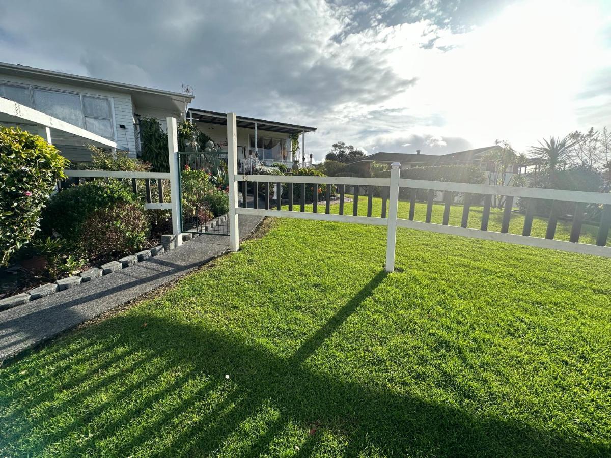 Lucky House Villa Auckland Exteriör bild